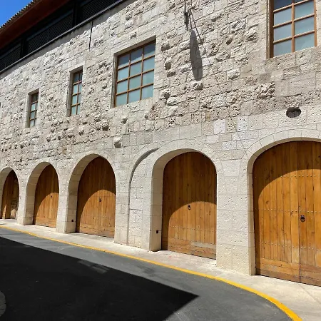 Du Maire Maison De L'eglise Du Couvent 3*