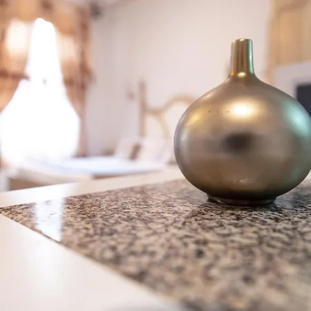 Du Maire Maison De L'eglise Du Couvent 3*